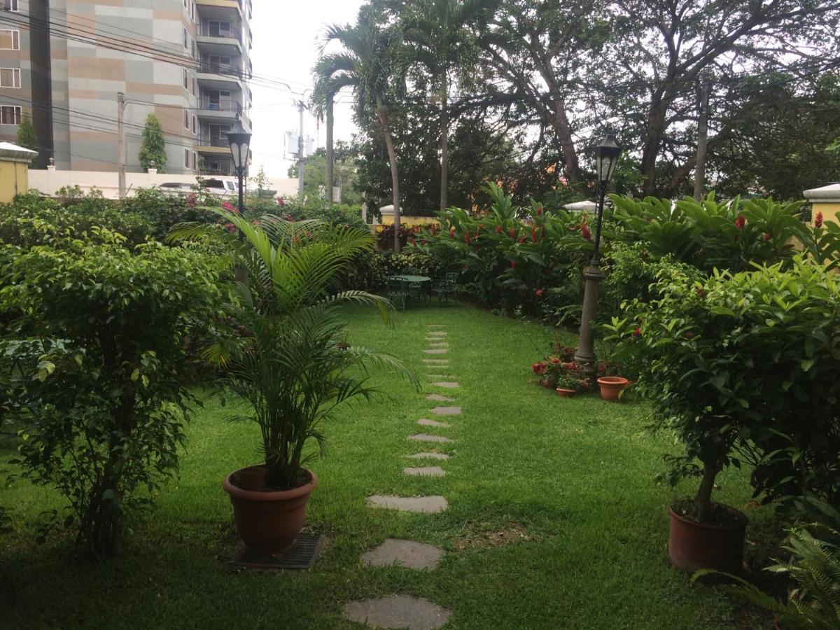 San Benito Apartamento Para 6 San Salvador Exteriér fotografie